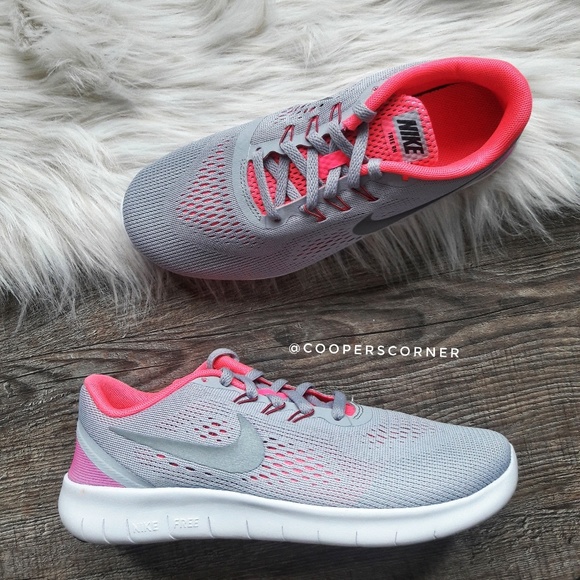 Nike Shoes - NEW Nike Free Run